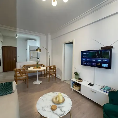 Syntagma Hideaway Luxury Apt Atene Esterno foto